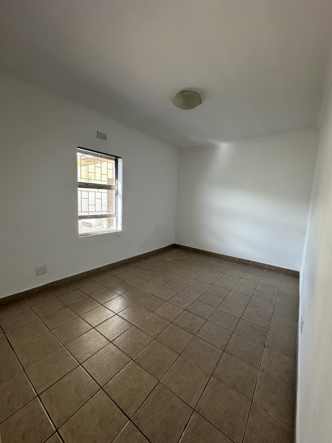 To Let 2 Bedroom Property for Rent in Porterville Western Cape